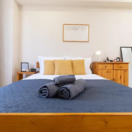 Chic Urban Getaway In Center By Flat Mаnager דירה *