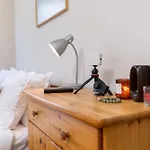 Chic Urban Getaway In Center By Flat Mаnager Φιλιππούπολη