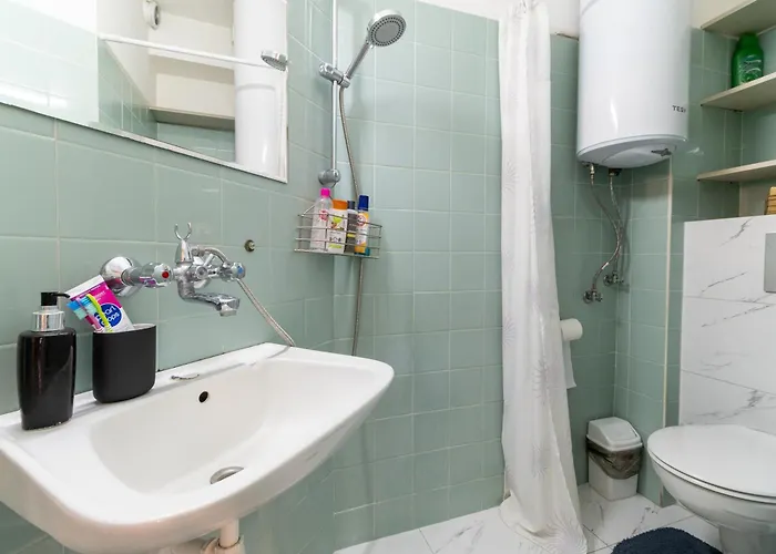 Chic Urban Getaway In Center By Flat Mаnager *