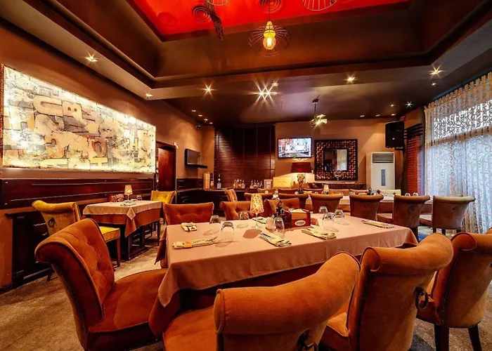 Chic Urban Getaway In Center By Flat Mаnager * Φιλιππούπολη