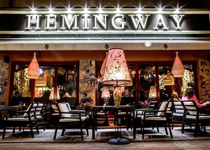 Chic Urban Getaway In Center By Flat Mаnager